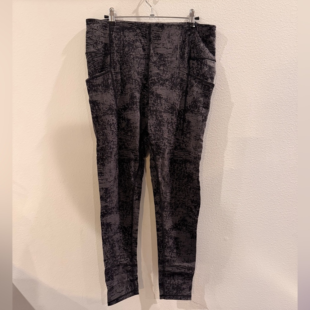 Zella Charcoal Patterned Leggings